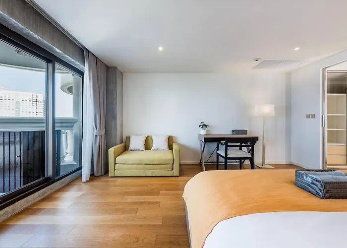 Iconic Skyline, Big Apartment, Great Location 아파트