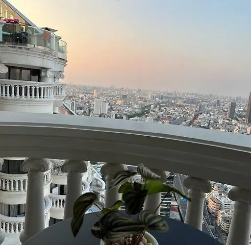 Iconic Skyline, Big Apartment, Great Location 방콕